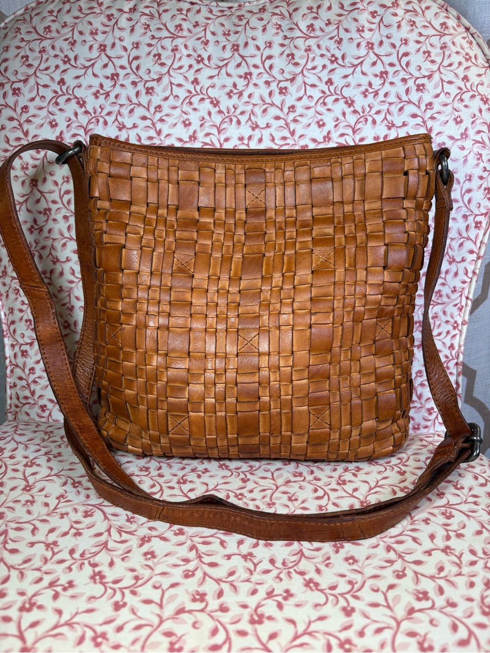 Vilenca Woven Leather Crossbody Bag in Cognac Brown